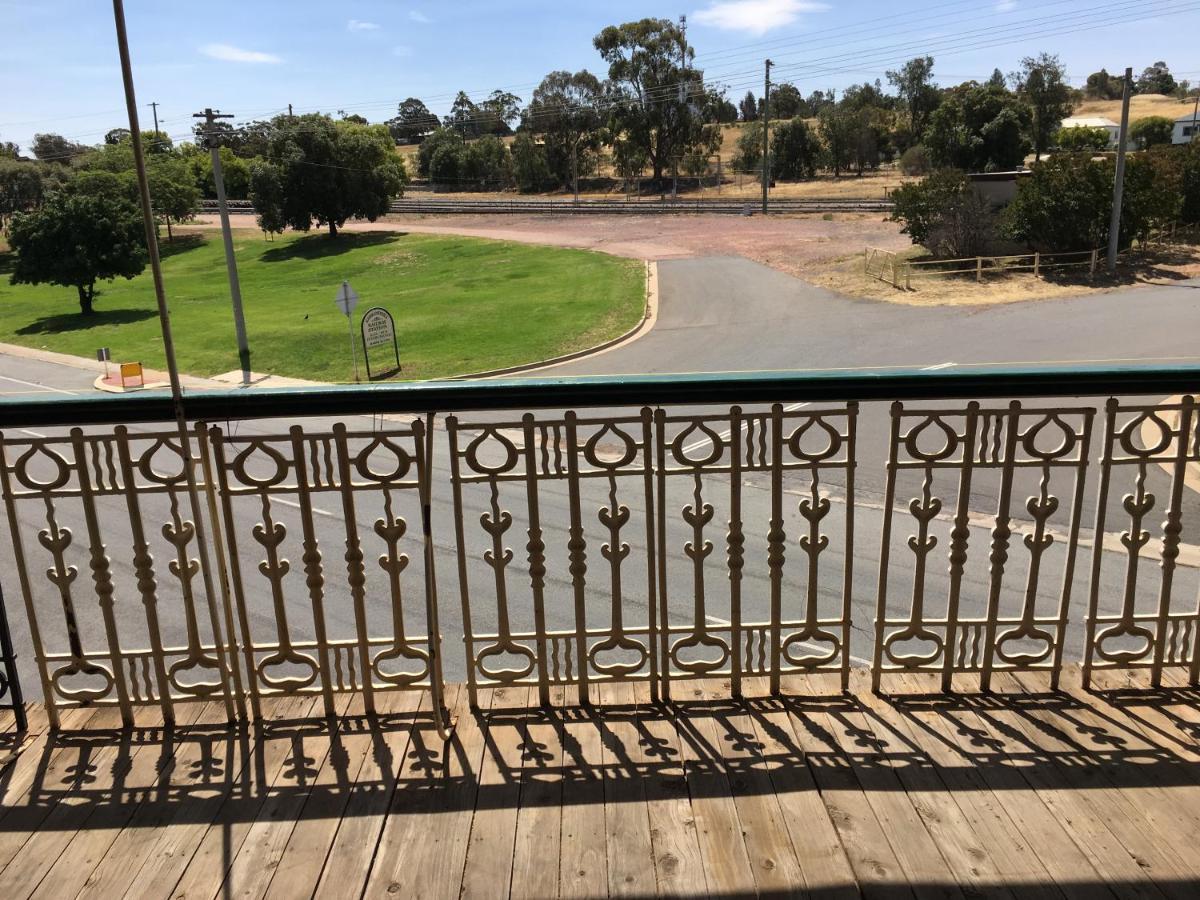 Historic Star Lodge Narrandera Exterior foto