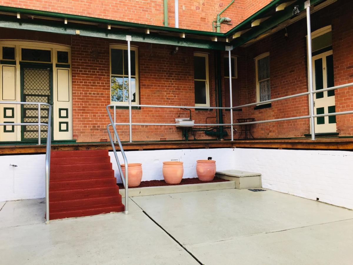 Historic Star Lodge Narrandera Exterior foto